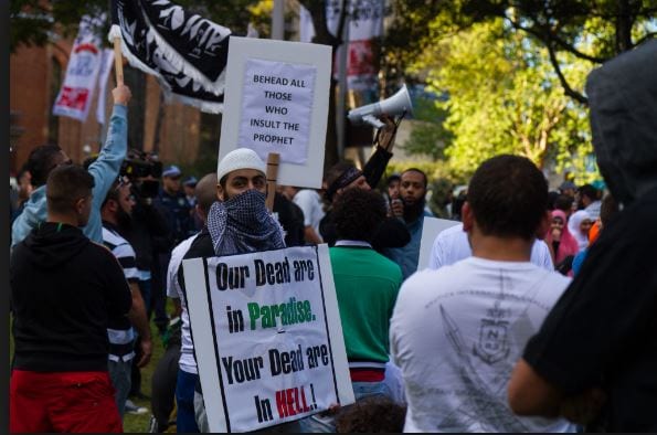 Islamophobia on the rise in US-But so is Islam