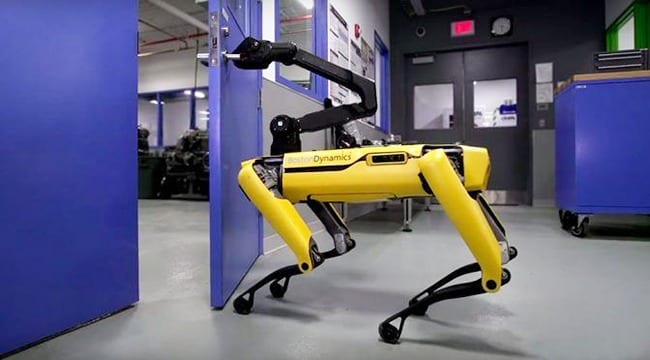 Robot Dog Can Open a Door With Its Jaw