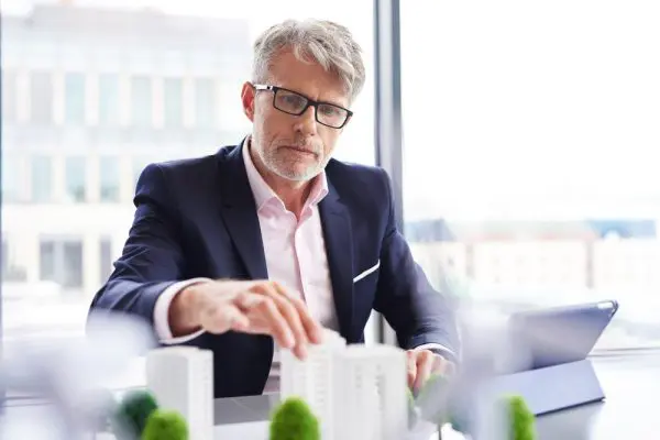 Why Savvy Investors Swear by a Dividend Collar Screener?