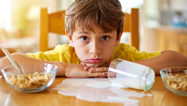 Lynette Zang: The Gold-Standard Alarmist Who Sees Apocalypse in Every Dollar